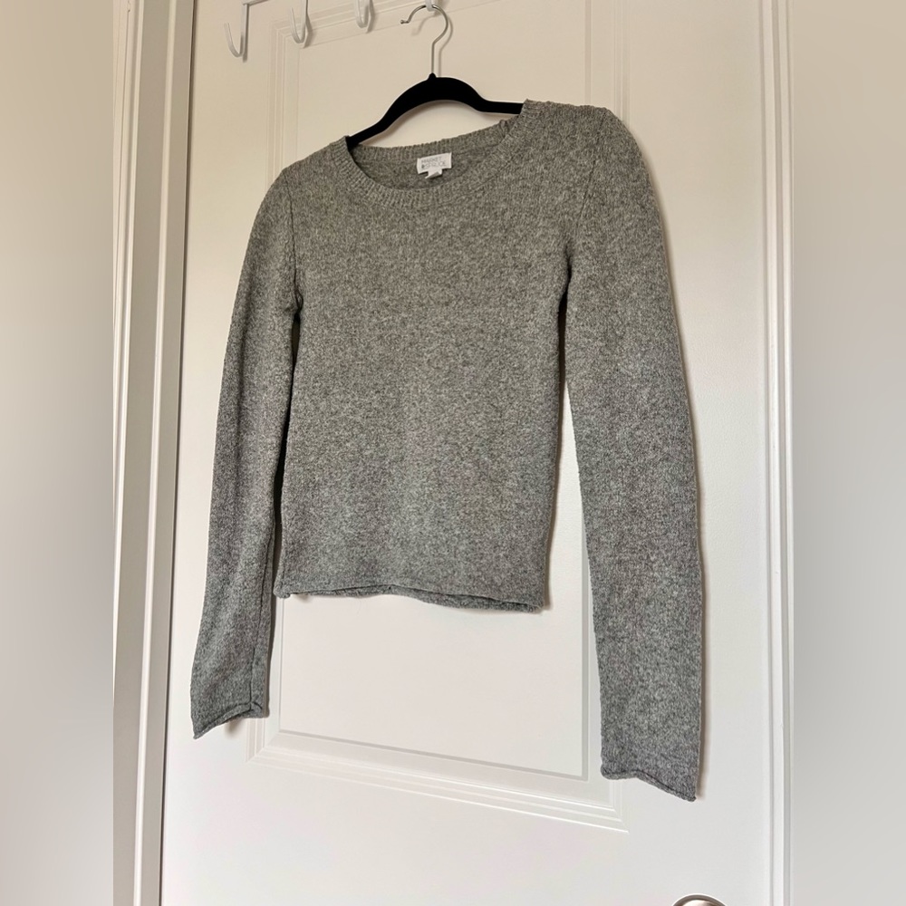 XS grey soft sweater